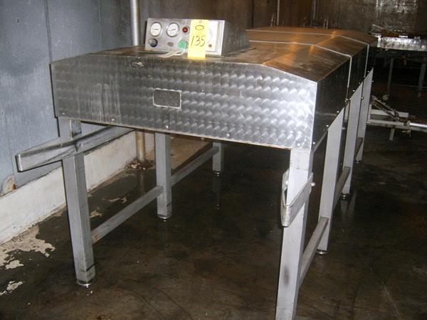 em, Mdl. 1600, Ser. #5565, usable for Gouda, Swiss, Baby Swiss, Asiago, & Other Styles, provides