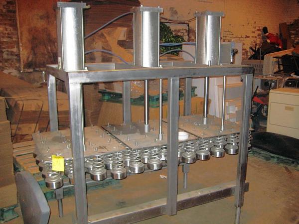 w/1 cart, missing 1 cylinder