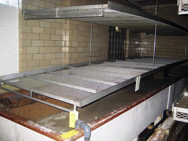 loor mount design w/inlet flume, 1700 gallons, 23' L x 5' W x 2' deep x 3' H, dimensions of inlet