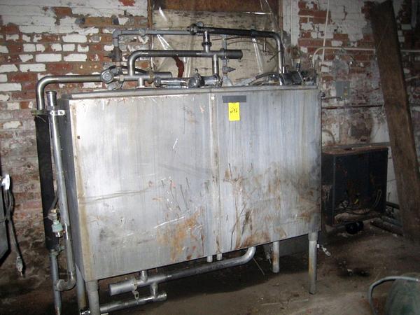 allons/compartment, w/manifold & some air valves, 6' L x 24" W x 44" D