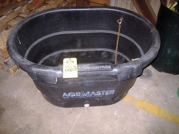 ater Tank, 39" L x 27" W x 24" D
