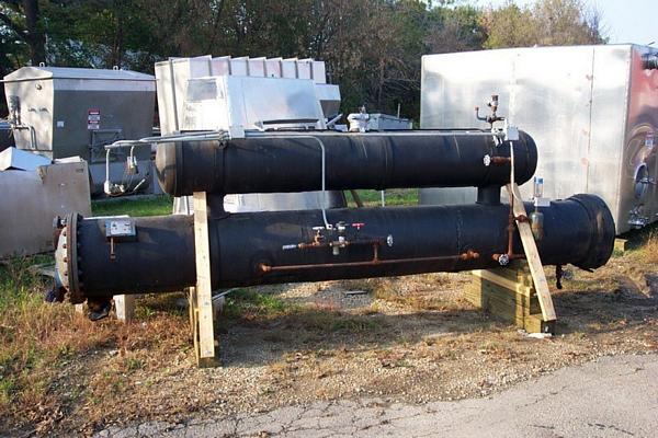 l cap., flooded design with 24" diameter X 13' long chill barrel, with attached liquid feed tank,