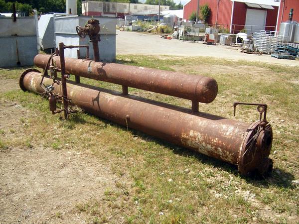 l cap., flooded design with 12" diameter X 16' long accumulator, chiller measures 20" diameter X 20'