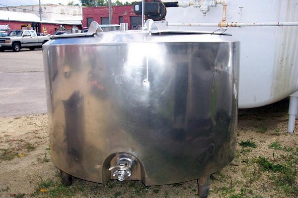 ket, s.s. exterior, center bridge w/2 piece cover, offset agitation, 2" outlet, 80" Dia. X 40"
