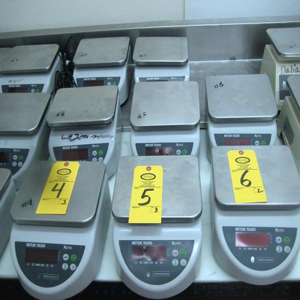Scales, 30 LB X 0.01 cap.