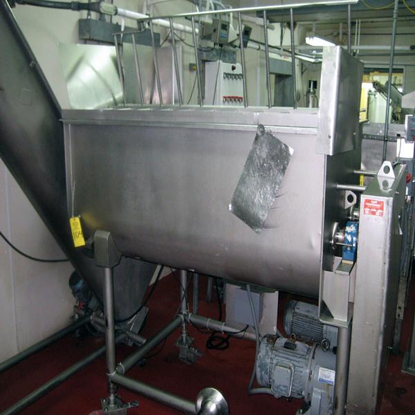 cap., Ser. #10941, dual front end discharge, 460 volts, 3 phase, tub size 47" W X 6' L X 32" D on