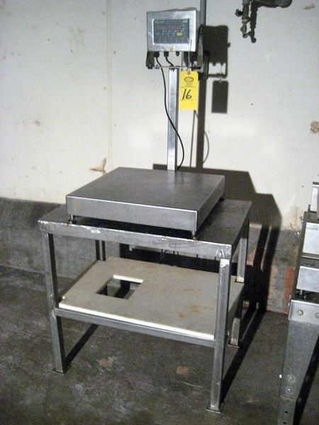 le, 200 LB X .05 cap. on s.s. table, 20 X 20 top  ; located in Grenada, Mississippi