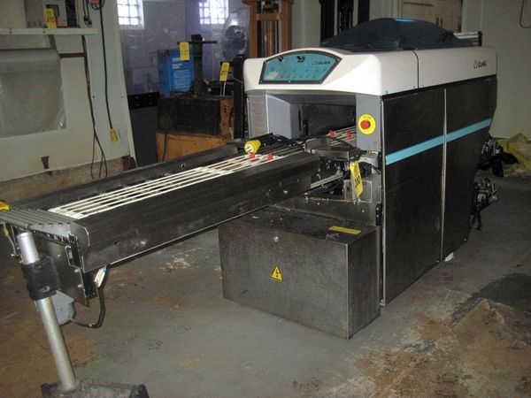 ine, Ser. #2102931, mfg. 2000, designed to pack trays for meat, poultry, fish & vegetables      ;
