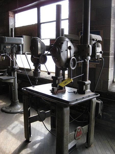 ess, 14" X 34" oil groove work table