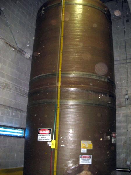 am. X 16' Tall w/manhole