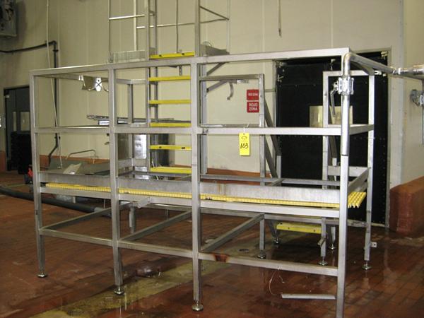 eps, 5' W X 9' L w/s.s. railings