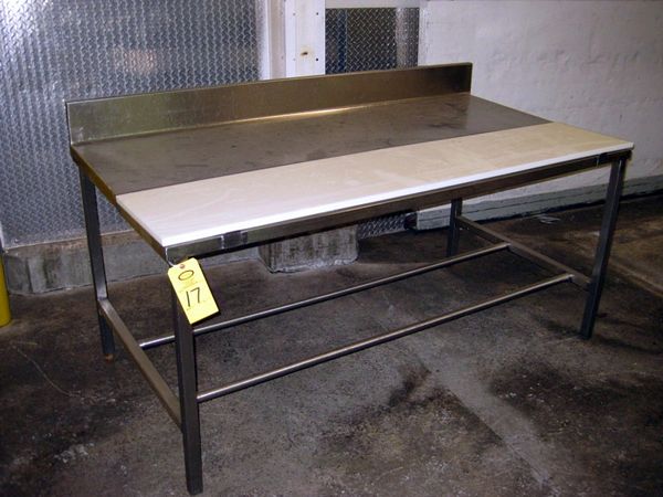 op, 21" s.s. top, 6" backsplash  **Located In Scranton, PA