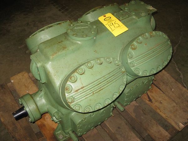 4406, 8 cylinder, new 2006, on mfg's pallet  **Located In Yorkville, IL