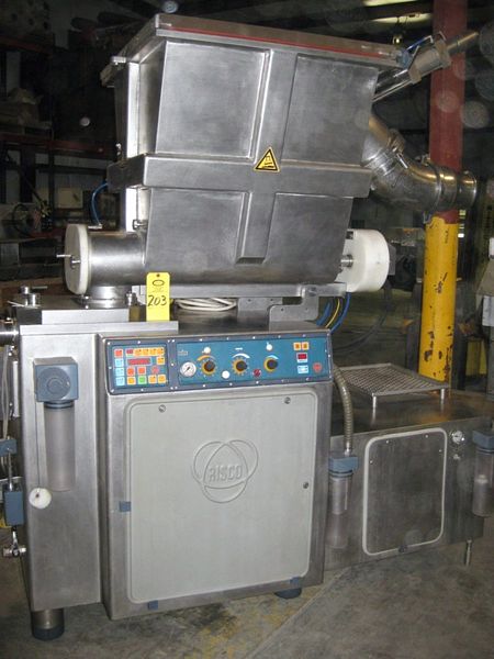 uffer, w/dual vacuum system for max. product density, suitable for dry sausages, coarse, ground,
