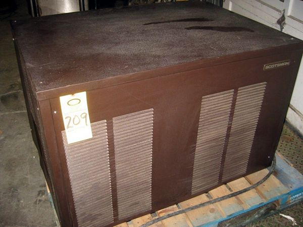 /o storage, refrigerant -12, charge -31  **Located In Yorkville, IL