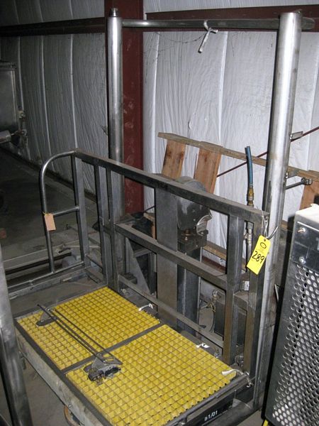 Nopak cylinder, approx. 24" stroke, 30" W X 65" L work area w/chemgrate top, foot pedal activation
