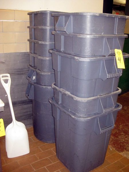 (2) Plastic Shovels