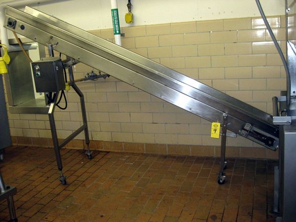 oprene belt, 19" infeed, 6' discharge height, on wheels