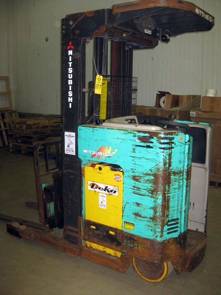 Forklift, Ser. #1EDR360524, 36 volt, dual stage mast w/fork extension mode
