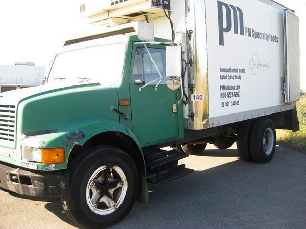 1HT5DN5M7NH413443, single axle, unknown miles, 5-speed, 360 Diesel Motor, Delta Truck Box, 14' L