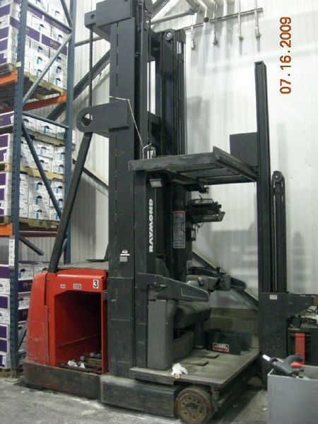 r. # SB-02-00553, max. lift height 351''  **** Located in Windom, MN