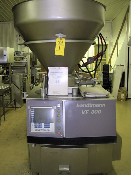 r w/portion control, rotary vane pump, touchscreen controls, 230/460 volts, 3 phase, Ser. #VF300/