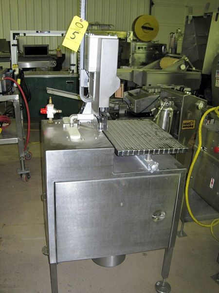 g mdl. AZ2100L , s.s. enclosure, 200 size clip, 115 volt, Ser. #T1000358