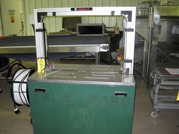 33" L X 24" H opening, uses 1/2" plastic strapping, 230 volt, 3 phase, Ser. #1919