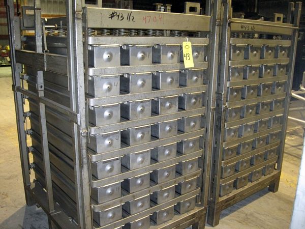 s., (32) molds/rack, 4" H X 6" W X 47" L