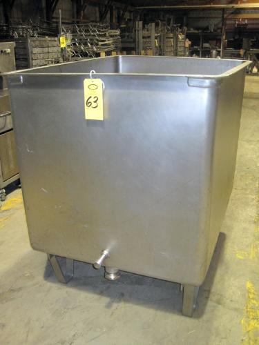 36" W X 48" L X 36" D w/2" bottom drain