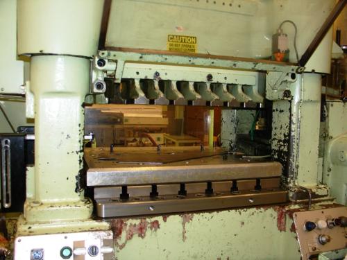 l Press. S.N. 2519; Bolster 31" X 24", 3" to .75" Adjustable Stroke, SPM 150-800, Bruderer BBV